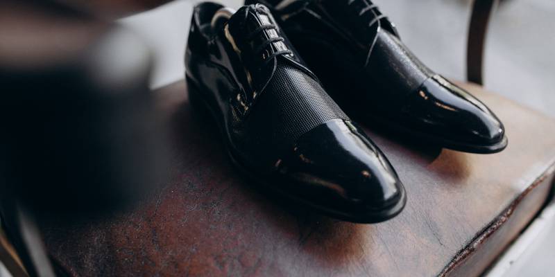 Protect your leather footwear: Shoe machines and maintenance tips