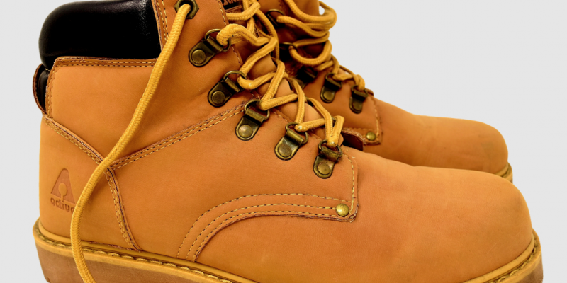 Máquina para colocar remaches