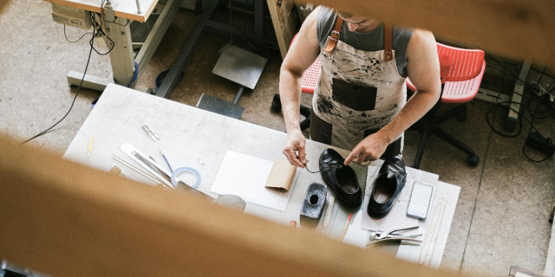 Common mistakes we see when we arrive at a factory and how to rectify them by reorganising the eyelet area